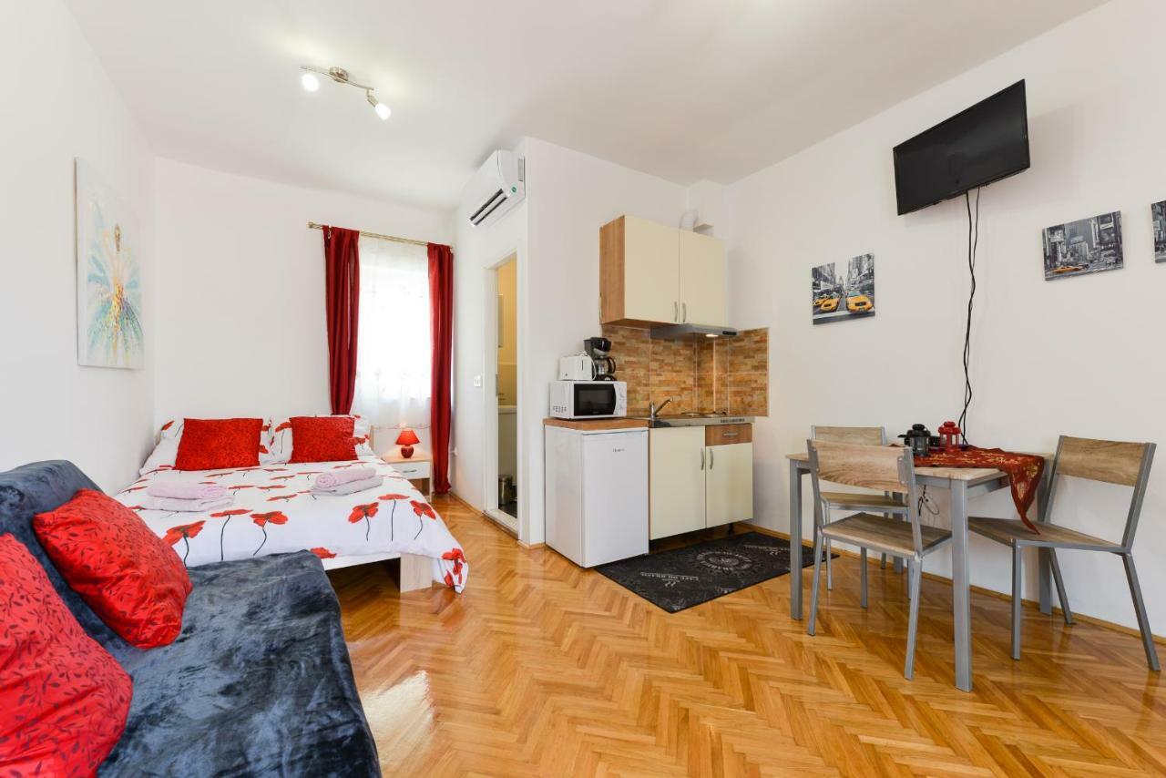 Studios Villa Romantica Zadar Exteriör bild