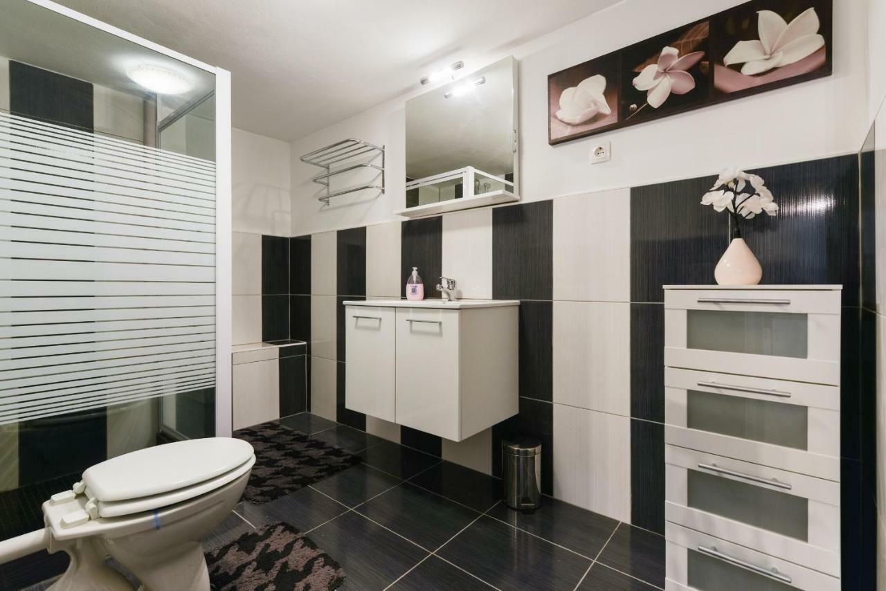 Studios Villa Romantica Zadar Exteriör bild