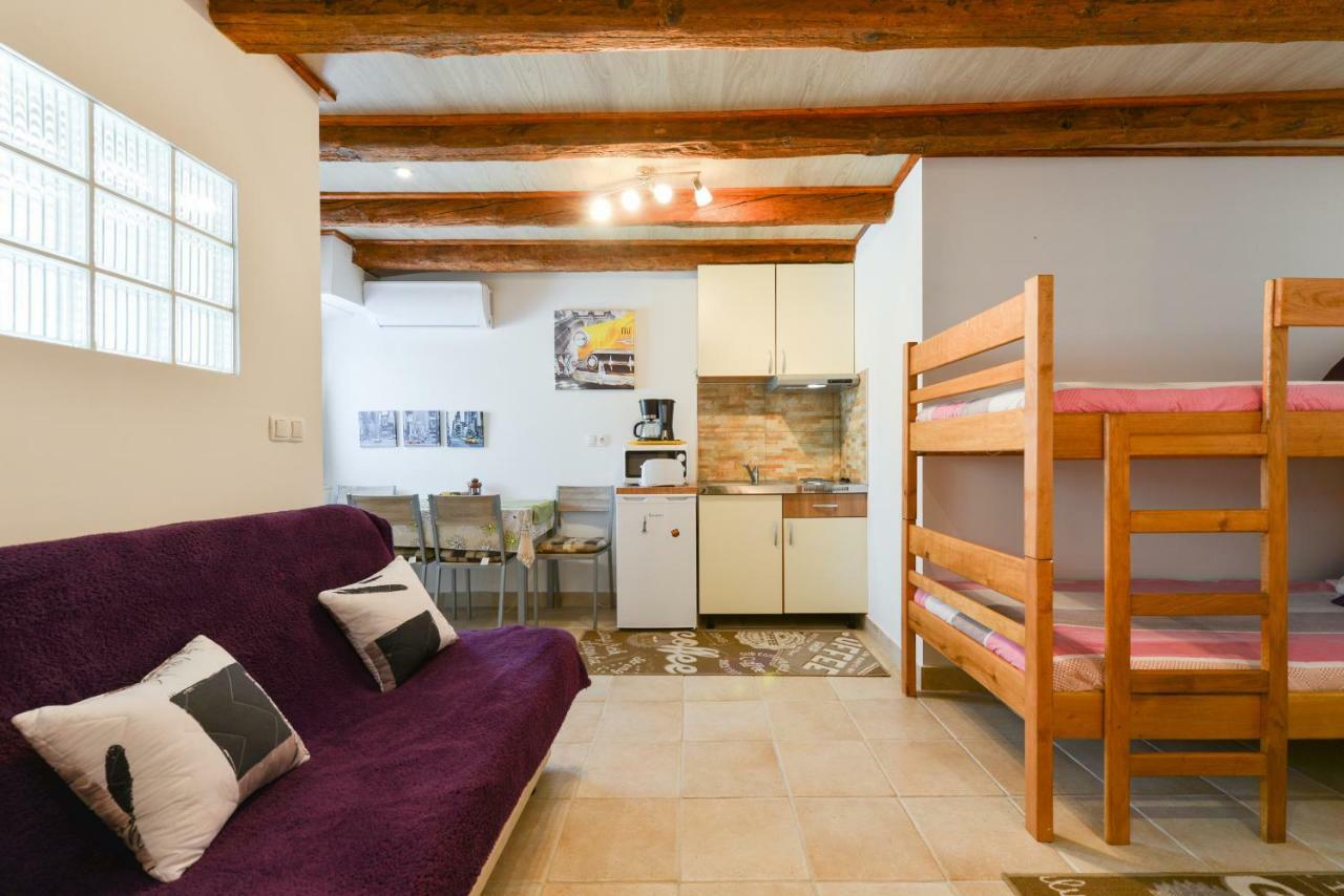 Studios Villa Romantica Zadar Exteriör bild