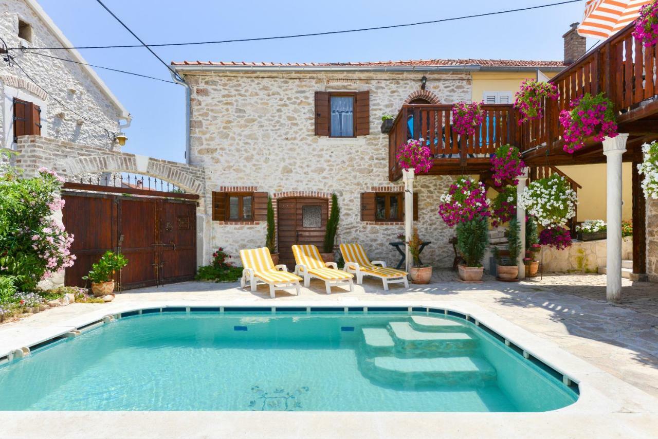 Studios Villa Romantica Zadar Exteriör bild